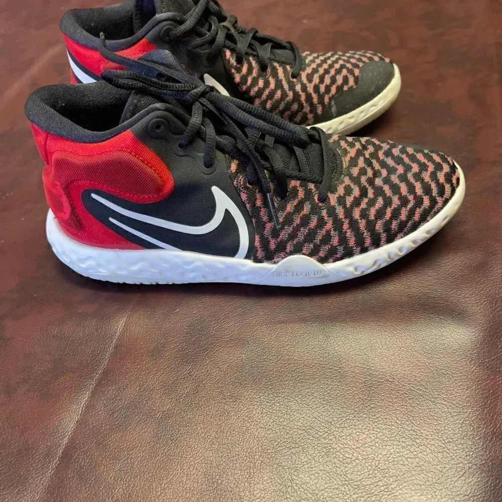 Youth Nike Kd‎ Trey 5 Viii (ps) Basketball Shoes, size 6.5 youth